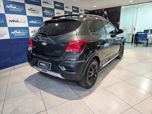 Chevrolet Onix 1.4 MPFI ACTIV 8V FLEX 4P AUTOMÁTICO