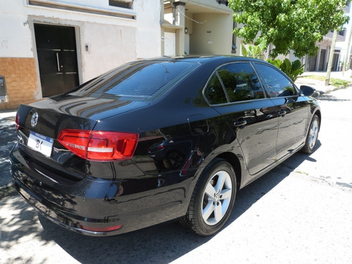 Vento 2.5 Triptronic 2015 Impecable
