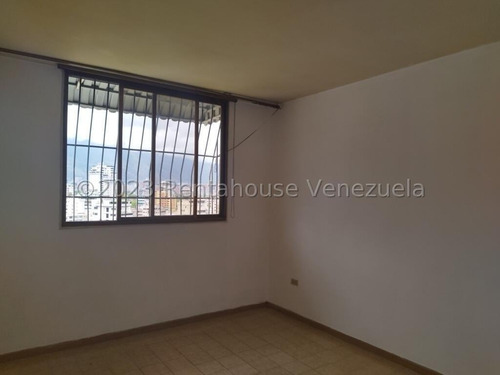 Apartamento En Alquiler Las Acacias 24-6661 Fabricio Liaz