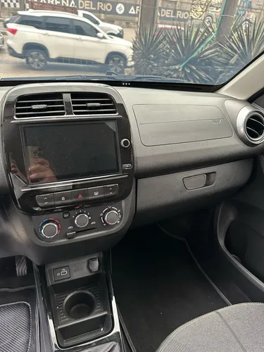 Renault Kwid 1.0 Outsider