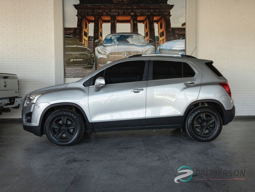 Imagen 4 de 12 de Chevrolet Tracker 1.8 Ltz Fwd Mt 140cv 2015