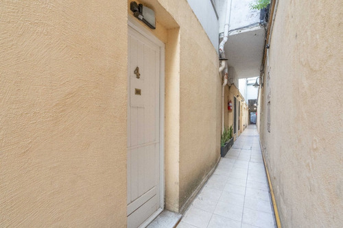 Imagen 25 de 29 de Venta Ph 4 Amb Y Patio Reciclado A Nuevo- Recoleta