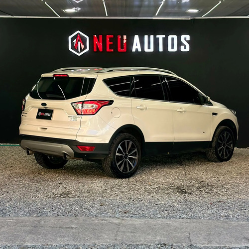 Ford Escape 2.0 Titanium