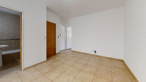 Imagen 9 de 15 de Ph 2 Ambientes 1ªpiso Por Escalera-sin Expensas!!!
