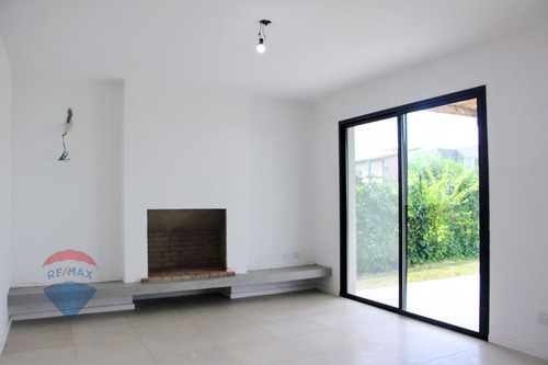 Venta Casa Barrio Santo Tomas Pilar 4 Amb