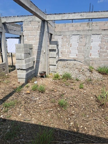 Terreno En Venta Con Construcción Avanzada En Berriozábal, Chiapas