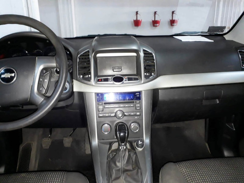 Imagen 10 de 15 de Chevrolet Captiva Ls 2.4 Mt