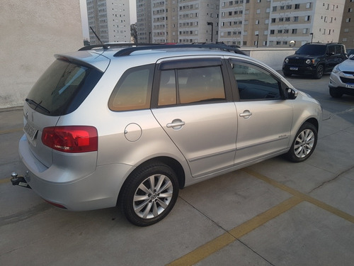 Imagem 5 de 7 de Volkswagen Spacefox 2011 1.6 Sportline Total Flex 5p