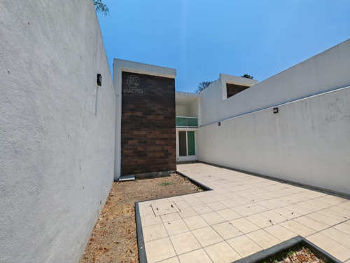 Casa En Venta En Col. Otilio Montaño A Estrenar.