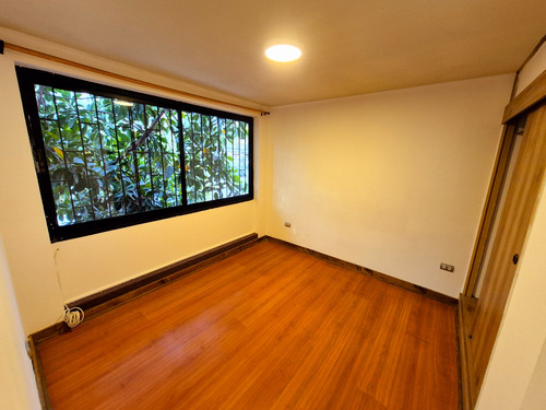Los Aliagas/ Metro Villa Frei- 2d +1d Uso Home Office-2b