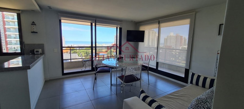 Apartamento En Alquiler Por Temporada - Ref: 1447