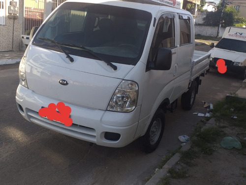 Imagem 4 de 6 de Kia Bongo 2009/2010 2.7 Std 4x4 Rs Cab. Dupla C/ 4 P