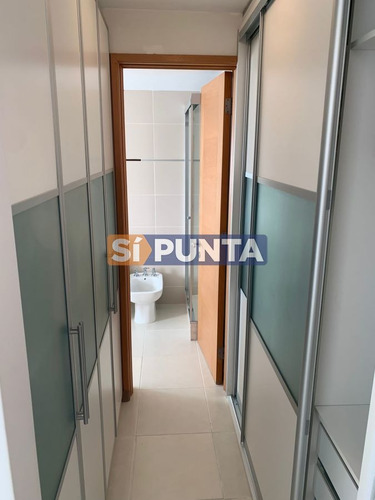 Imagen 15 de 21 de Apartamento En Alquiler Anual