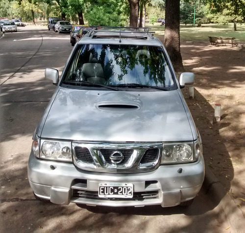 Nissan Terrano II 2.7 I Luxury