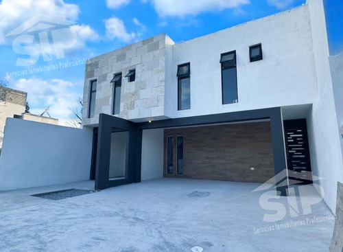 Estrena! Casa En  Venta En Saltillo Bosques Suizos