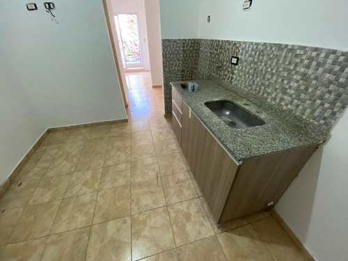 Departamento De Dos Ambientes En Venta En Avellaneda