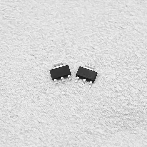 Micro Traders 50 Unids 1a Ams- Chip Regulador De Voltaje 3-.