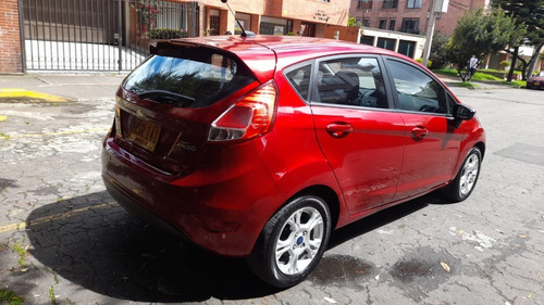 Imagen 5 de 17 de Ford Fiesta 1.6 Titanium 5p