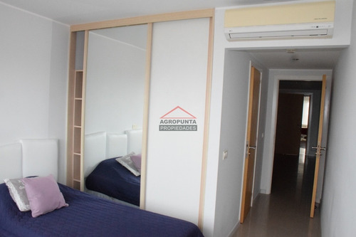 Apartamento En Mansa, 3 Dormitorios *- Ref: 2850