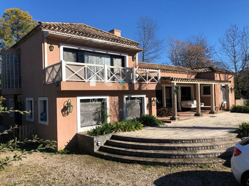 Casa En Venta Ubicado En Martindale, Pilar, G.b.a. Zona Norte