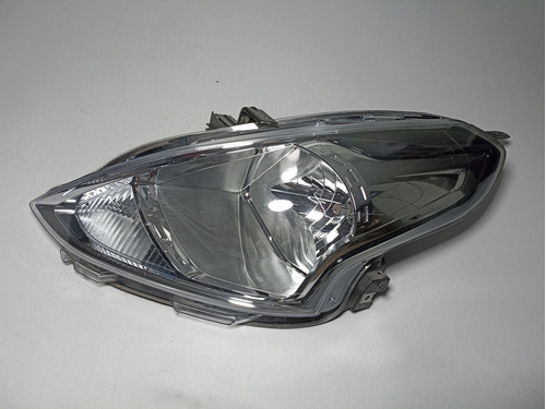 Faro Izquierdo De Nissan Versa 14-19 Usado Original. 