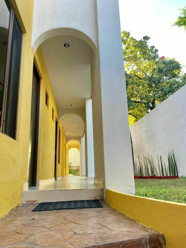 Imagen 10 de 12 de Hotel En Venta En El Centro De La Ciudad, Funcionando, Excel