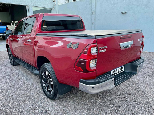 Imagen 3 de 14 de Toyota Hilux 2021 2.8 Cd Srx 177cv 4x4 At