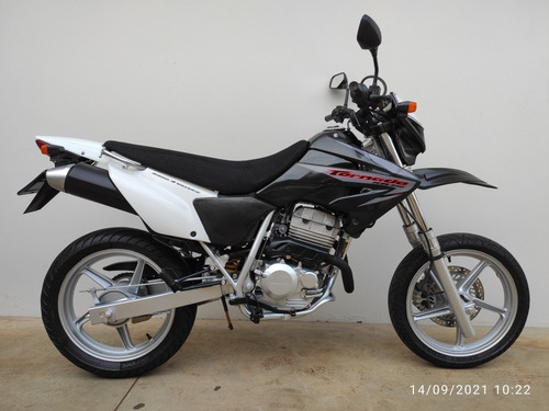 Imagem 1 de 5 de Honda Xr250 Tornado