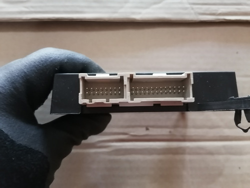 Módulo Integración Control Carrocería Trasera Cadilla Cts 06 (Usado)