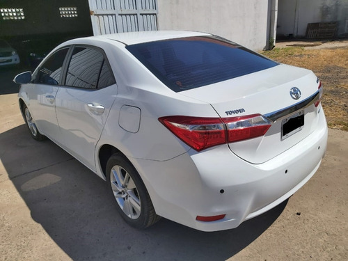 Toyota Corolla Xei 1.8 2014 Blanco