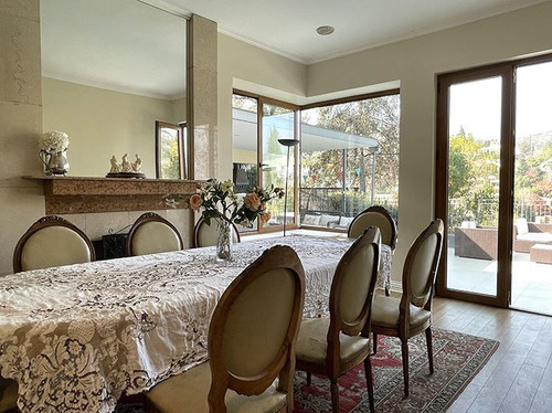 Casa En Venta En Lo Barnechea
