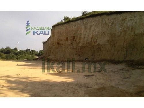 Imagen 3 de 14 de Venta Terreno 2.5 Hectáreas Colonia Ochoa Tuxpan Veracruz, Se Encuentra Ubicado Al Final De La Calle Fernando Gómez Palacios, Son 25000 M², El Tipo De Terreno Es Moderado, La Zona Cuenta Con Todos Lo