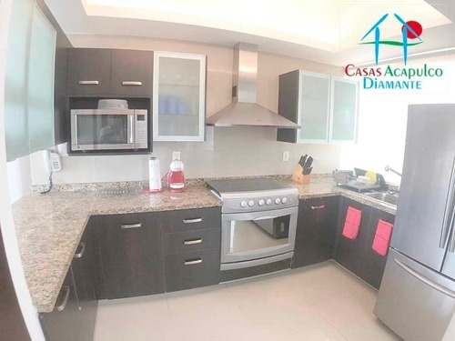 Imagen 8 de 14 de Cad Laguna Cielo 404 Vista Al Campo De Golf Y Al Mar