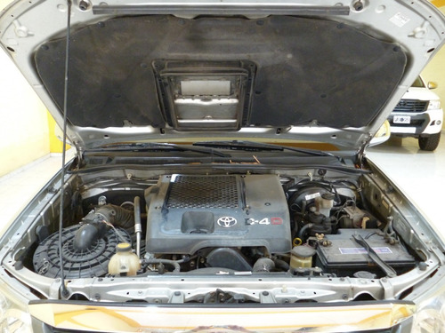 Imagen 14 de 15 de Toyota Hilux Sw4 Srv 2006