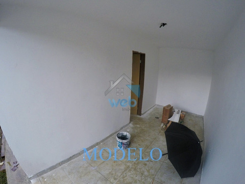 Imagem 5 de 11 de Ótima Casa De Esquina À Venda No Bairro Campo De Santana, Com Dois Quartos, Sala, Cozinha Americana, Banheiro Social E Excelente Espaço De Quintal. - Ca01599 - 69959376