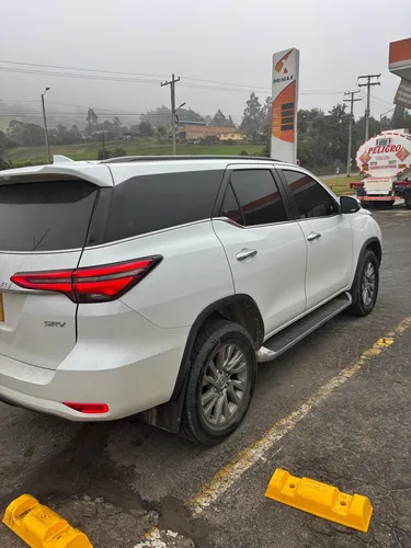 Toyota Fortuner 2.8 SRV