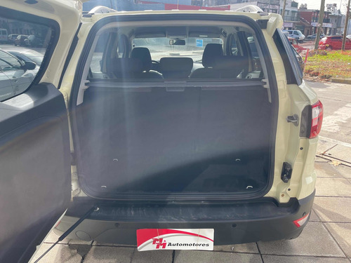 Imagen 14 de 15 de Ford Ecosport 1.6 Se 110cv 4x2 2015