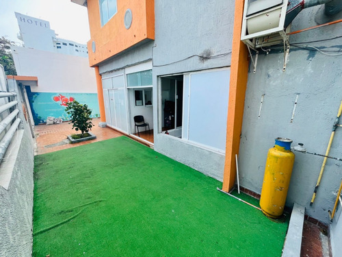 Oficina En Venta En Veracruz, Col. Flores Magón En Veracruz.