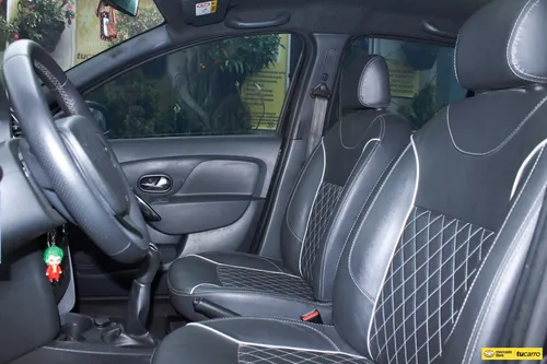 Renault Logan 1.6 Exclusive