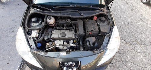 Peugeot 207 2011 1.4 Xr Flex 5p