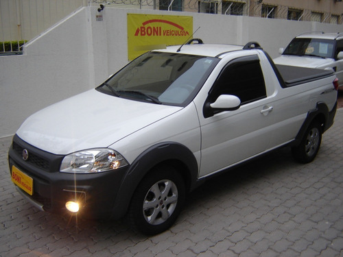 Imagem 2 de 14 de Fiat Strada Freedom 1.4 Cs Flex