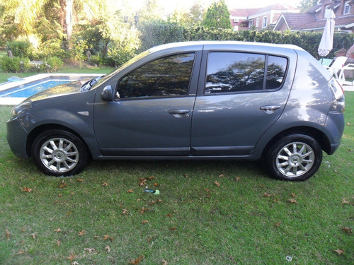 Renault Sandero Privilege 1.6 16v