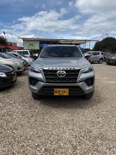 Toyota Fortuner 2.4 2023