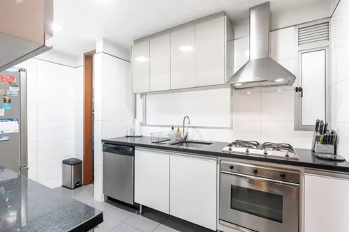 Apartamento En Venta En Los Rosales. Cod V14051