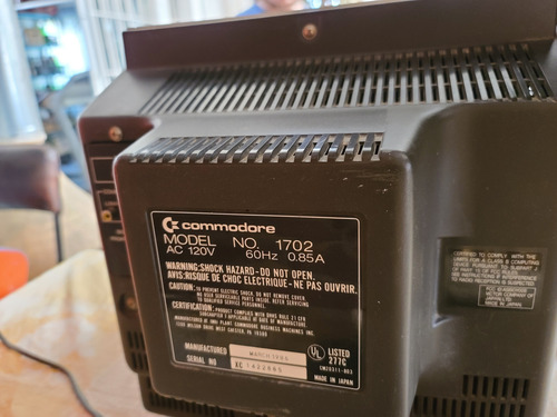 Monitor Commodore 1702 Beige (Usado)