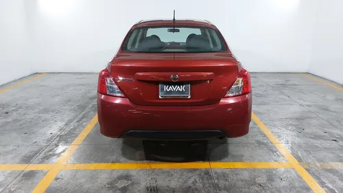 Nissan Versa 1.6 Advance
