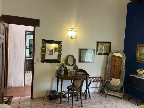 Casa Con Alberca Y 6 Recámaras En El Centro De Tequisquiapan, Querétaro