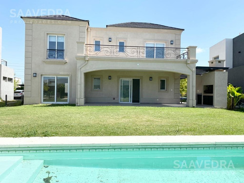 Imagen 3 de 30 de Casa En Venta Estilo Clásico. Barrio Tipas Lote Interno En Zona Bien Consolidada.