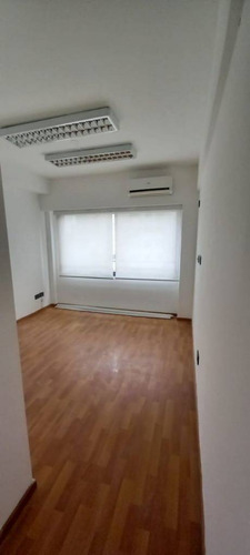 Excelente Departamento 2 Ambientes Uso Profesional En Caball