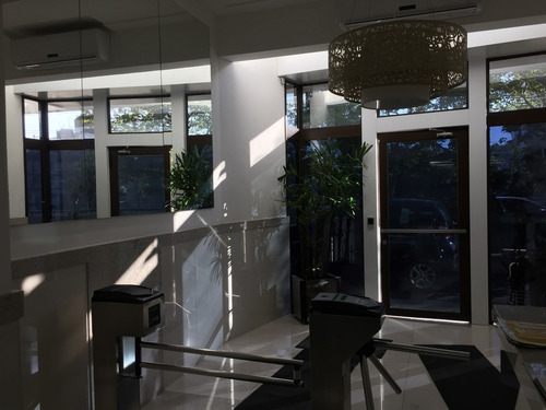 Imagem 3 de 23 de Sala À Venda No Bairro Três Figueiras - Porto Alegre/rs - O-2259-7609